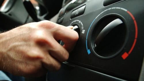 Climatizzatore auto - una soluzione conveniente per mantenere la temperatura dell'auto confortevole durante i mesi più caldi