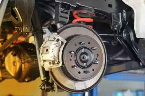 Freni auto: una guida alla manutenzione e alla sicurezza