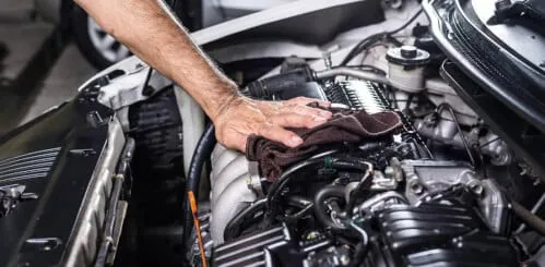 Scopriamo come funziona un motore a scoppio: approfondiamo il suo funzionamento
